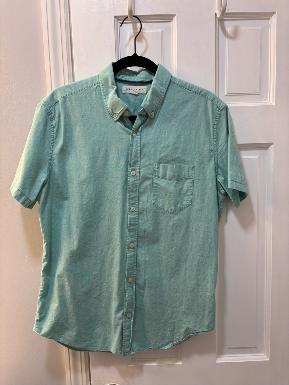 Aeropostale Men's Mint Green Short Sleeve Button-Down Shirt - Casual Pocket